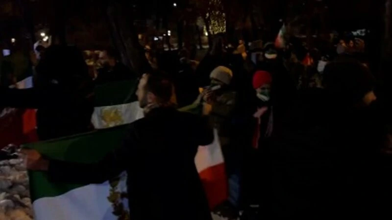 İranın Ermənistandakı səfirliyinin qarşısında etiraz aksiyası keçirildi