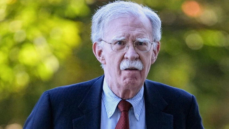 Bolton: İranla bağlı tez qərar verilməlidir