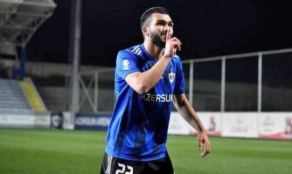 Azarkeş Qurban Qurbanovun oğluna səslənib: Atana de oyunçu alsın!