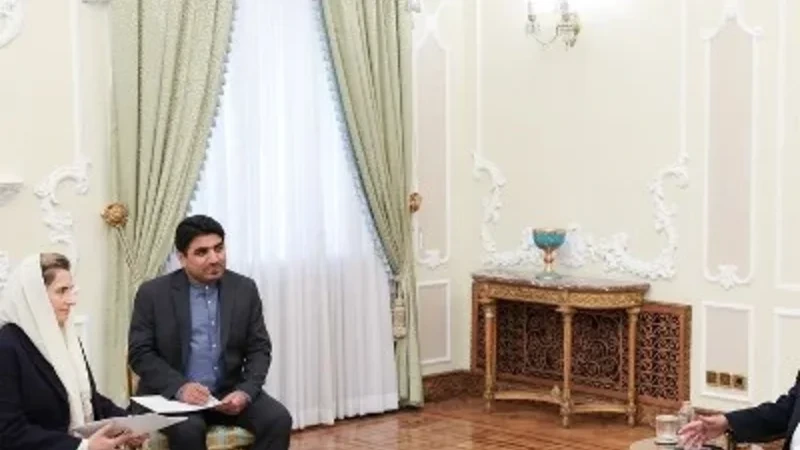 İtaliya səfiri İran Xarici İşlər Nazirliyinə çağırıldı