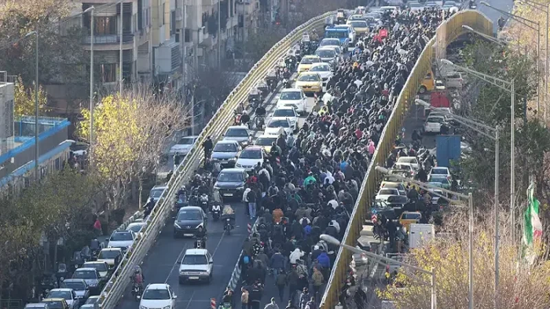 İranda etirazlar fonunda internet məhdudlaşdırıldı