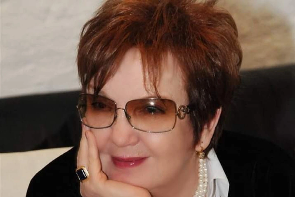 Nadejda İsmayılova “Şöhrət” ordeni ilə təltif edilib