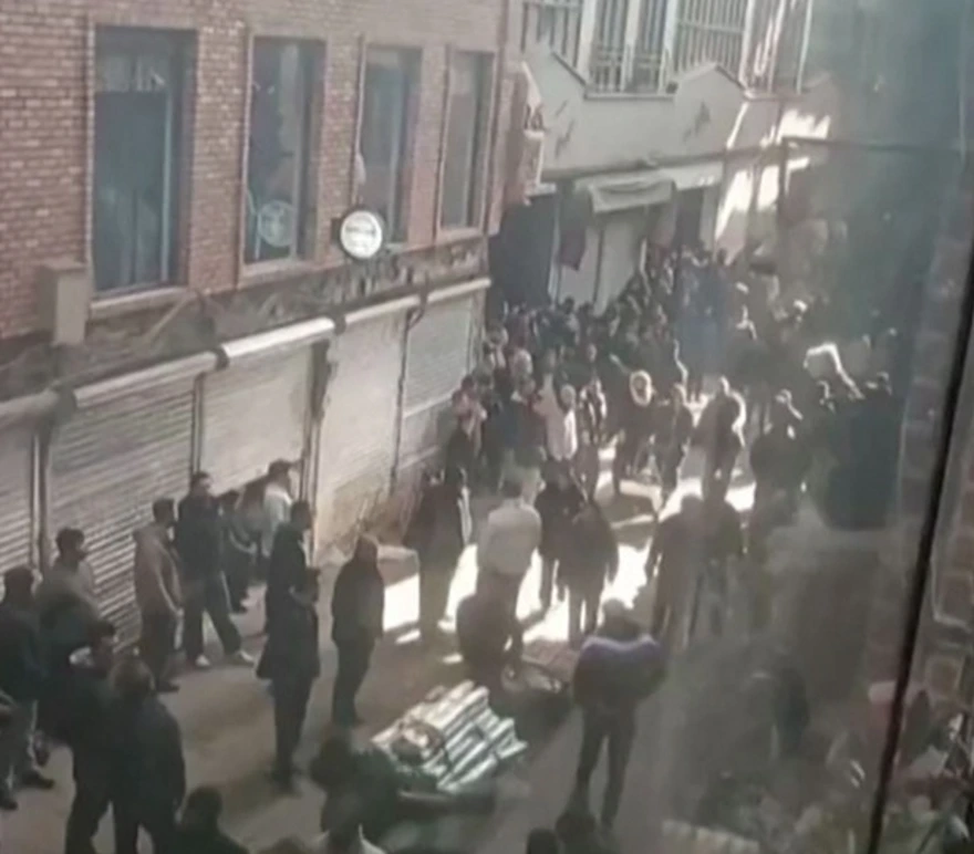 İrandakı&nbsp;etirazlarda onlarla insan öldürülüb - Son məlumat