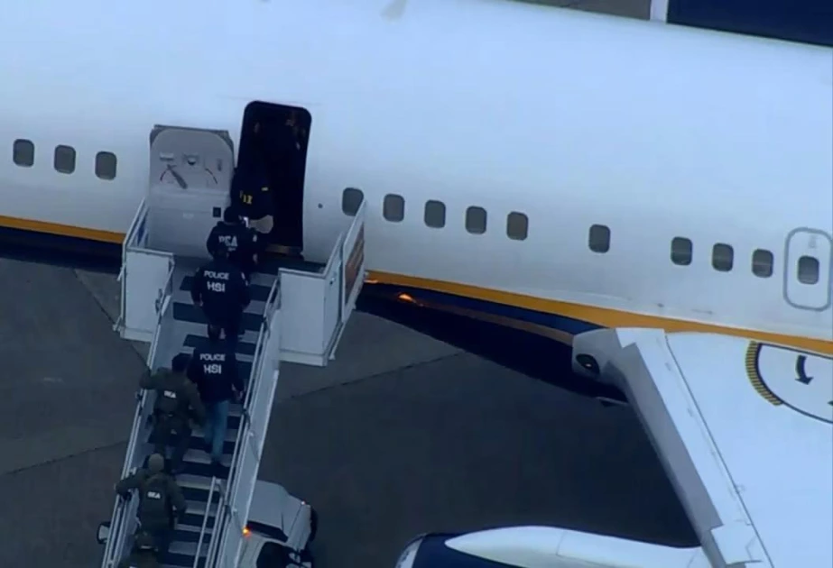 Venesuela prezidentini daşıyan təyyarə Nyu-Yorka enib