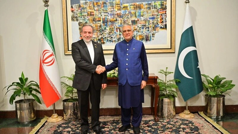 İran və Pakistan regional vəziyyəti müzakirə etdi