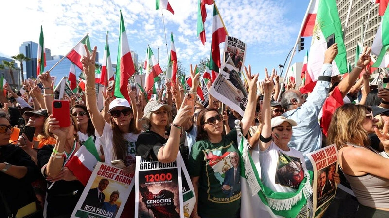 İranlı etirazçılar: Xəyanətə uğradıq, Tramp sözünə əməl etmədi