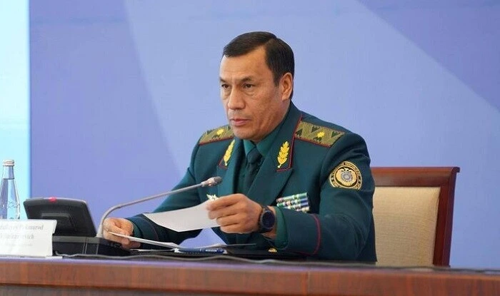 Özbəkistanda general saxlanıldı