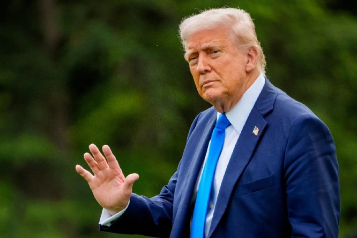 Tramp Ağ Evdə Kolumbiya prezidenti ilə görüşəcək