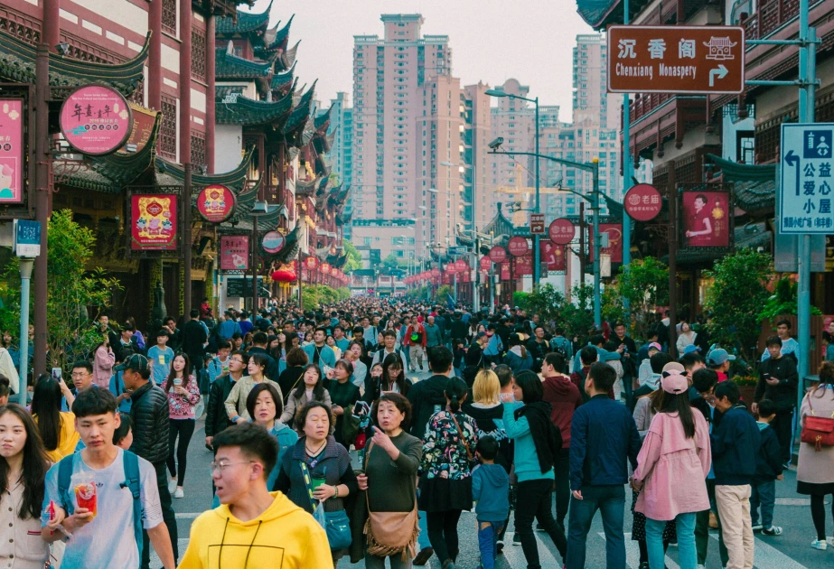 Çində əhalinin sayı azalır