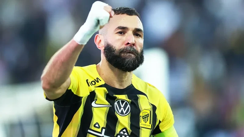 Benzema “Əl-İttihad”dan ayrılır