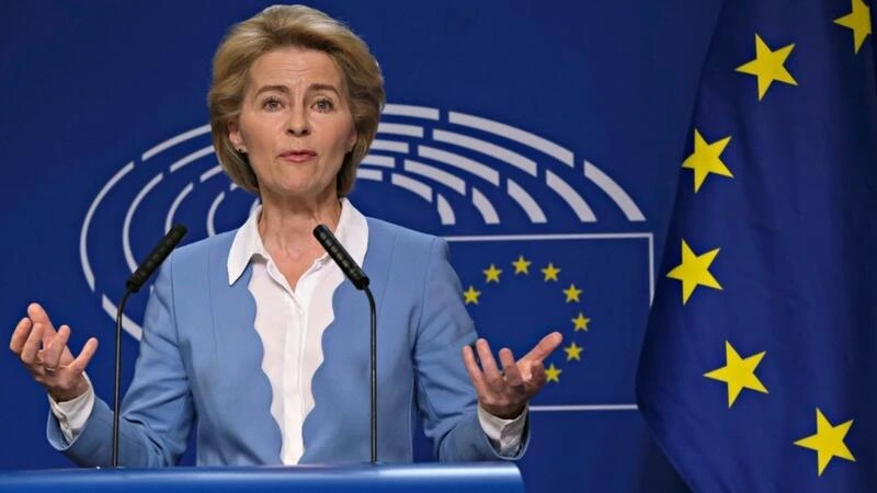Fon der Leyen: Yeni tarifləri ABŞ-Aİ münasibətlərinə xələl gətirəcək