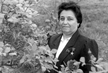 Xuraman Abbasova faciəyə baxmayaraq toyu saxlamadı - Ağdamlılar heyran qaldı!