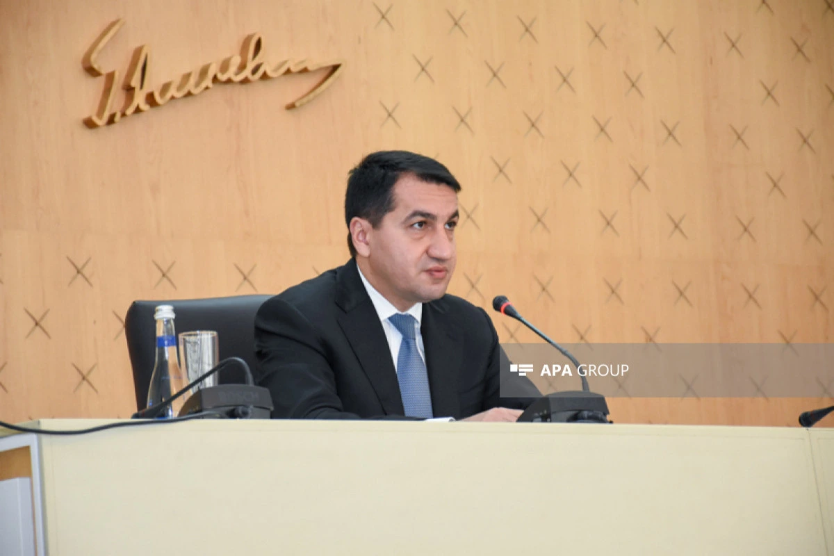 Hikmət Hacıyev: ABŞ-ın Azərbaycana qarşı davam edən məhdudiyyətləri Ermənistanla sülhün əleyhinə işləyir