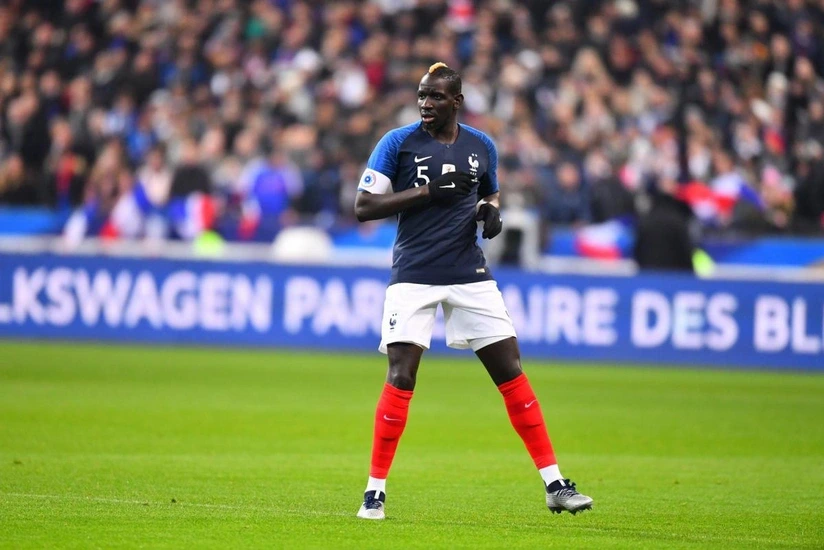 PSJ-nin sabiq müdafiəçisi peşəkar futbolla vidalaşıb