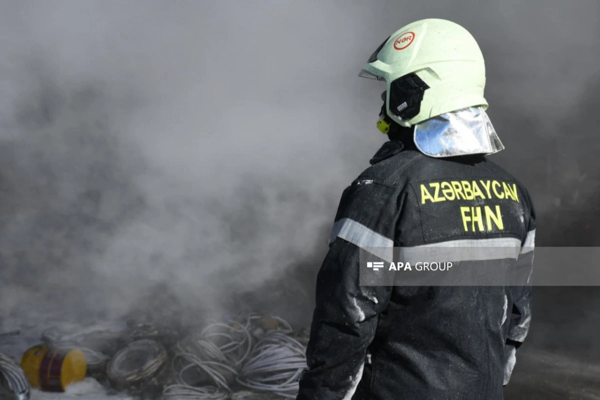 Ziya Bünyadov prospektində yanğın tam söndürülüb - YENİLƏNİB