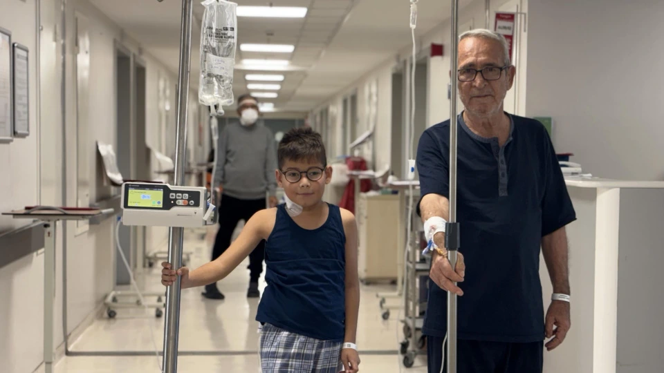 11 yaşlı Bəkir, adını daşıdığı babasının böyrəyi ilə həyata döndü