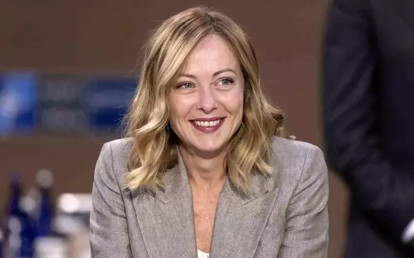 Meloni: 1,5 milyonluq rus ordusunun qarşısını necə ala bilərik?