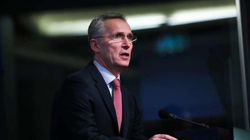 Stoltenberq ABŞ-nin NATO-dan çıxmasını istisna etməyib