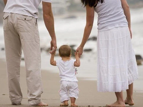 1- 2 uşaqlı ailə modeli milləti təhlükəyə aparır - SOSİOLOQ