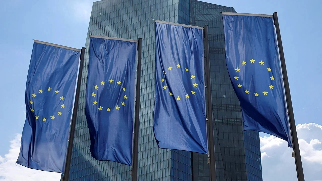 Politico: AB Ukraynayla bağlı danışıqlarda Rusiya “qırmızı xətləri”ni keçib