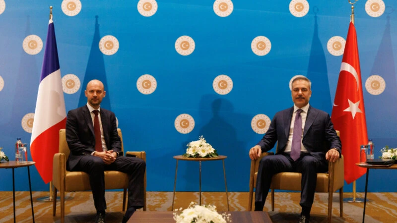 Hakan Fidan fransalı həmkarı ilə görüşdü