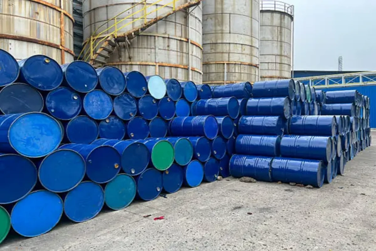 ABŞ Venesuela neftinin ilk partiyasını 500 mln. dollara satıb