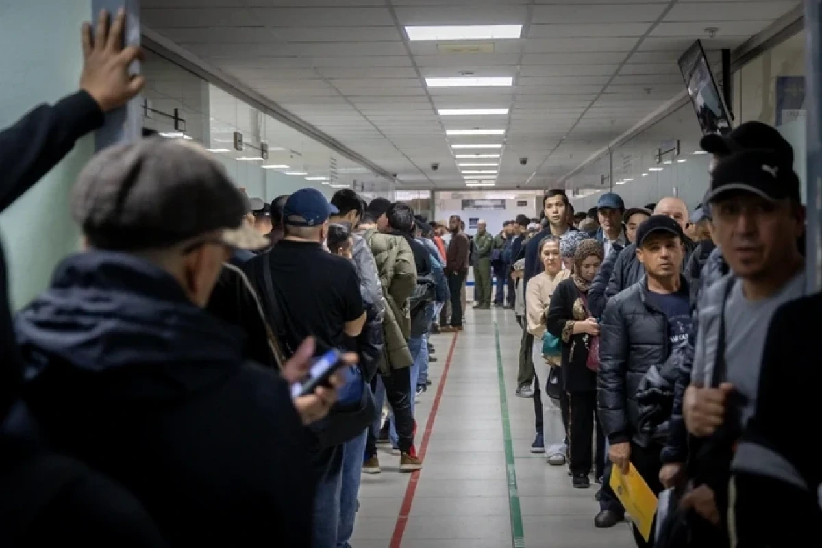 Ali Məhkəmə: Rusiya vətəndaşı ilə evlilik deportasiyaya mane deyil