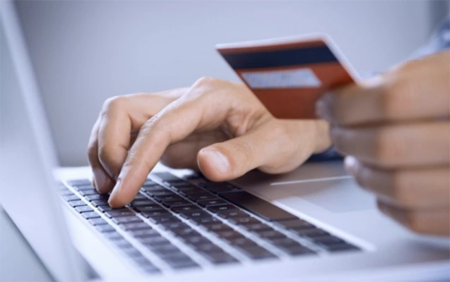 Ekspertdən xəbərdarlıq: “Dələduzların hədəfi birbaşa bank kartlarınızdır”