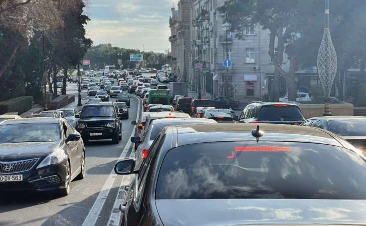 Bakıya giriş üçün tıxac vergisi tətbiq ediləcək? - EKSPERT RƏYİ