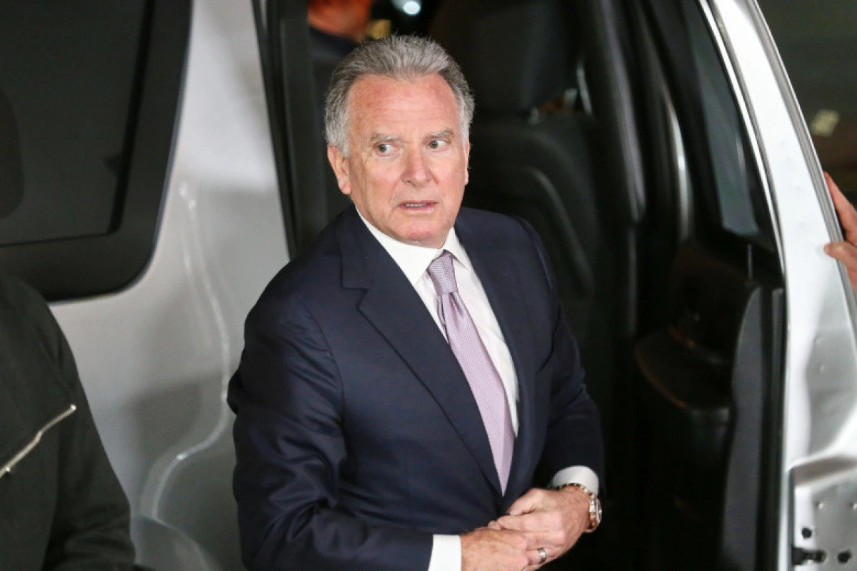 Stiv Uitkoff Rusiyaya səfər edib