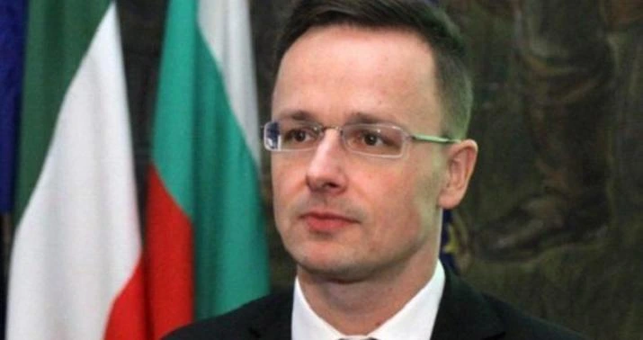 Siyarto: Macarıstan "könüllülər koalisiyası"nın Ukrayna ilə bağlı qərarlarını rədd edir