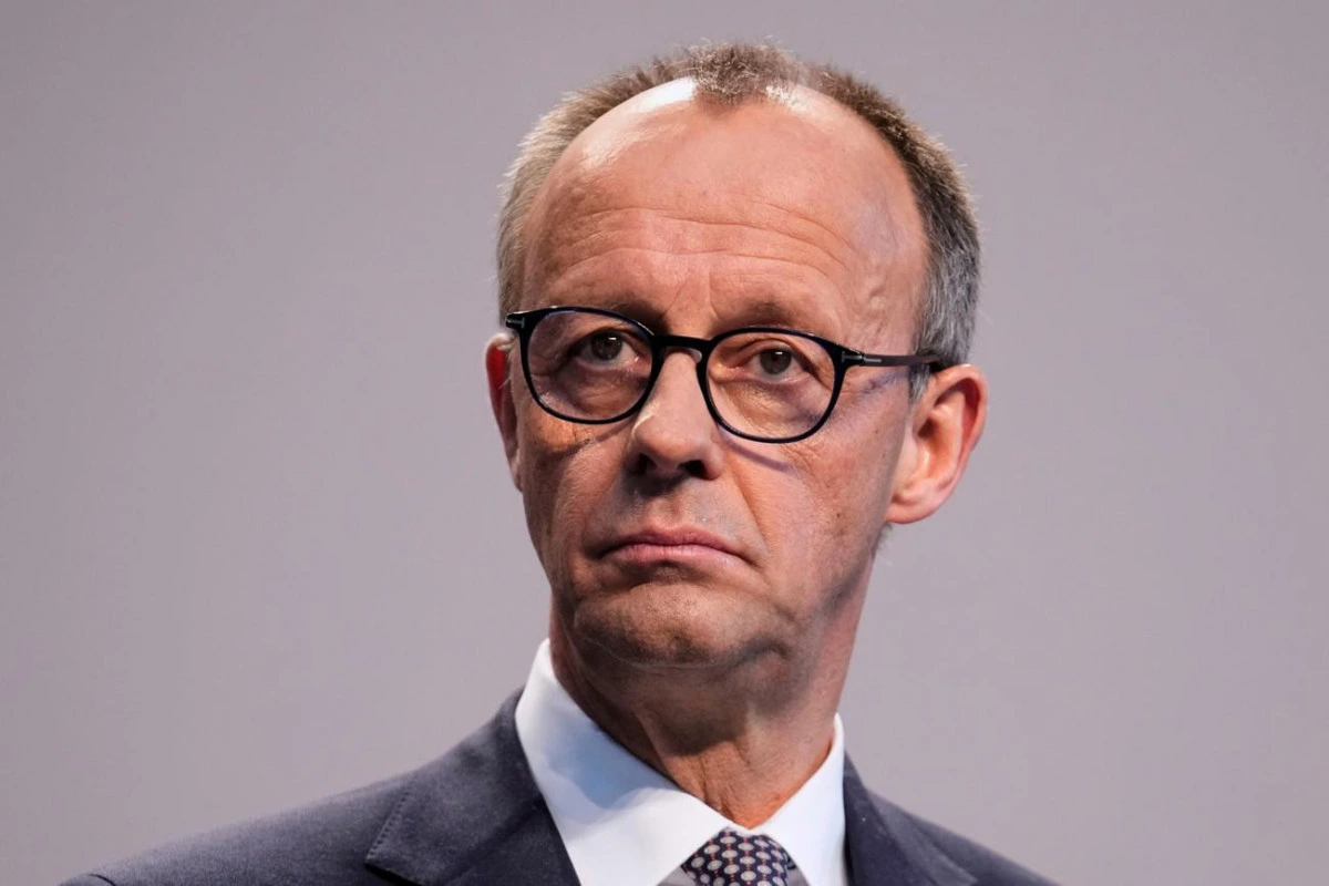 Merz: Venesuela əməliyyatını hüquqi baxımdan qiymətləndirmək çətindir