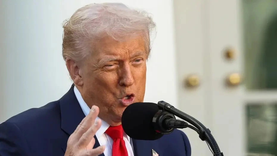 Trampdan İrana hədə: “Silahlarımız hazırdır və atəş açmağa hazırıq”