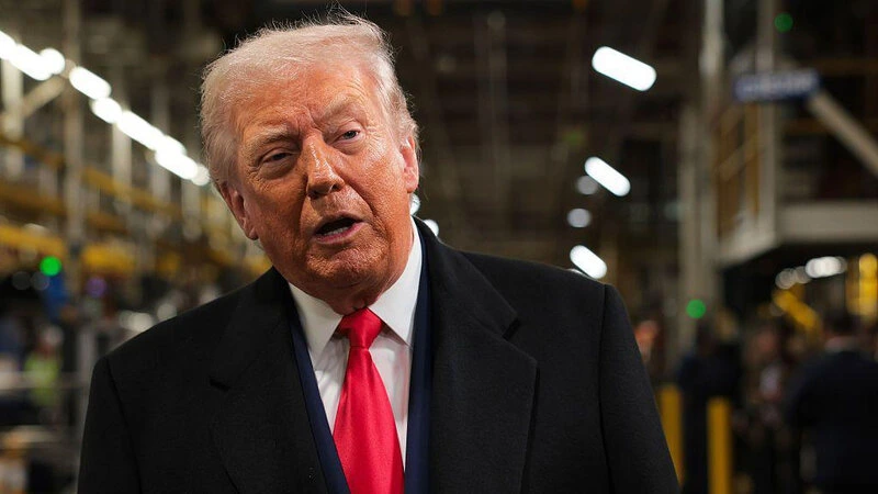 Tramp Bakını da dəvət etmişdi - İddiası ömürlük orada qalmaqdır