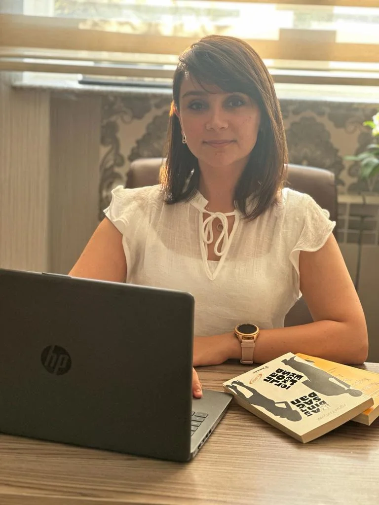 Psixoloq: 10 valideyindən 5-i uşağıyla vaxt keçirmir