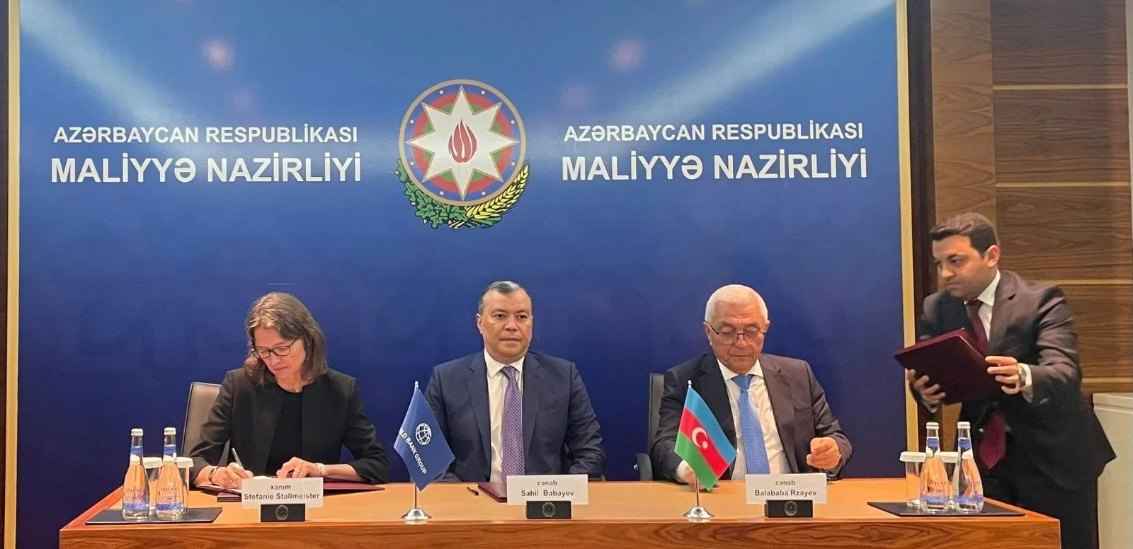 Azərbaycan və Dünya Bankı arasında kredit müqaviləsi imzalanıb -FOTO