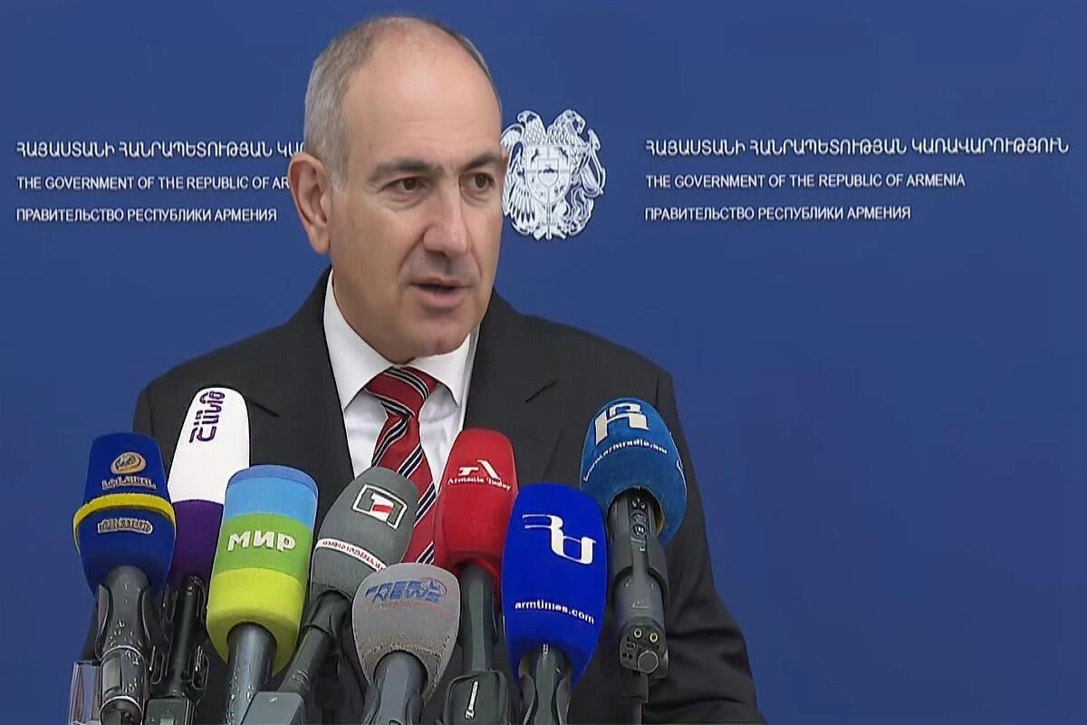 Paşinyan: Ermənistanın yeni Konstitusiyasının layihəsi ilin sonunadək dərc olunacaq