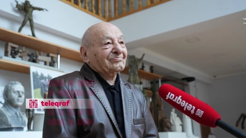 Ömər Eldarov xəstəxanadan evə buraxıldı