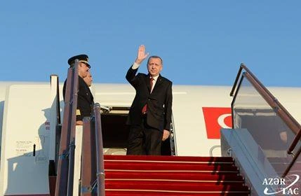 Ərdoğan Qətərə səfər etdi