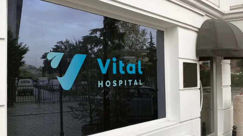 Ölü doğulan körpə ilə bağlı iddialara klinikadan reaksiya - FOTOLAR