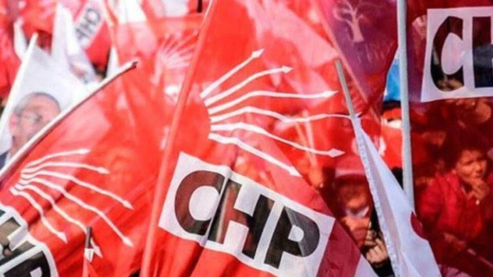 CHP-də yeni istefalar gözlənilir: Özgür Özəl yeni partiya yarada bilər