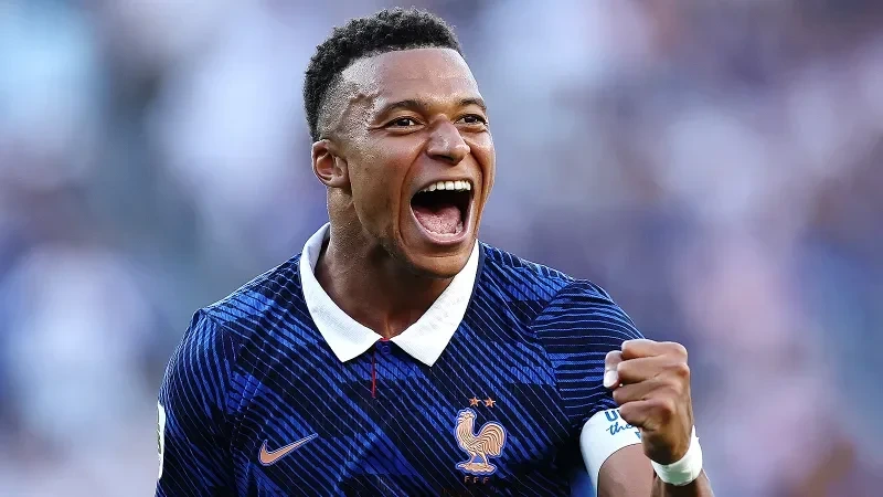 Mbappe Messinin rekorduna çatdı