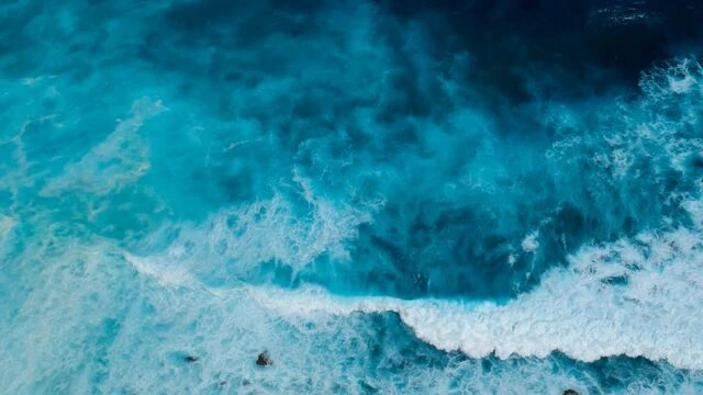 Dəniz suyunu içməli suya çevirən yeni üsul hazırlanıb