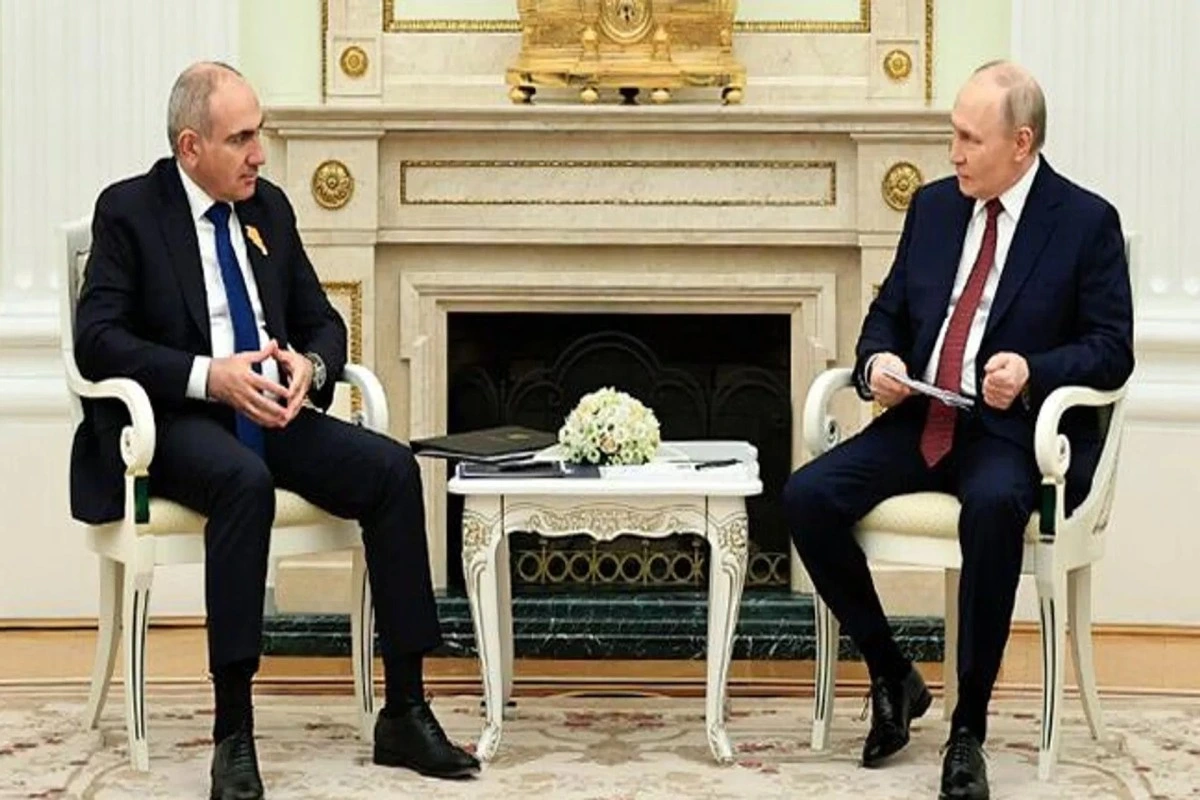 Paşinyan və Putin arasında telefon danışığı olub