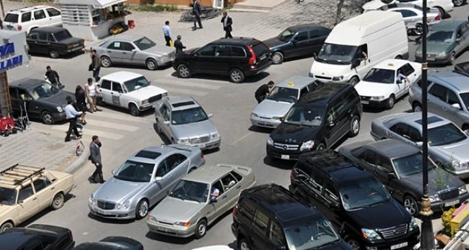 Azərbaycanda yeni parklanma qaydaları təsdiqləndi