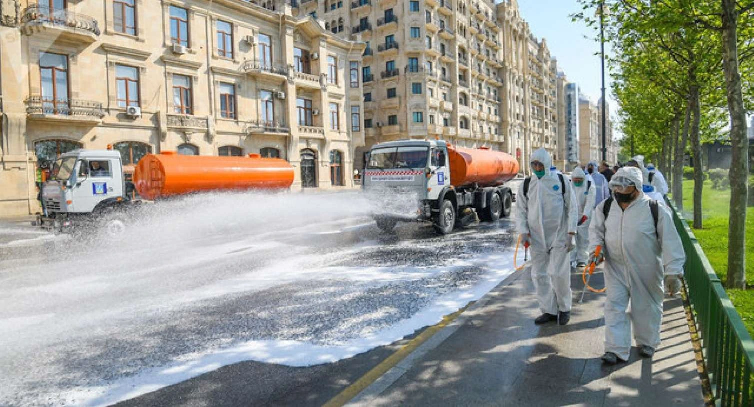 Küçələrə vurulan kimyəvi maddələrin tərkibi ictimaiyyətə açıqlanmalıdır - Ekoloq