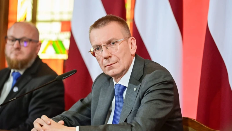 Latviya Prezidenti NATO-nu Rusiya ilə müharibəyə hazırlaşmağa çağırdı