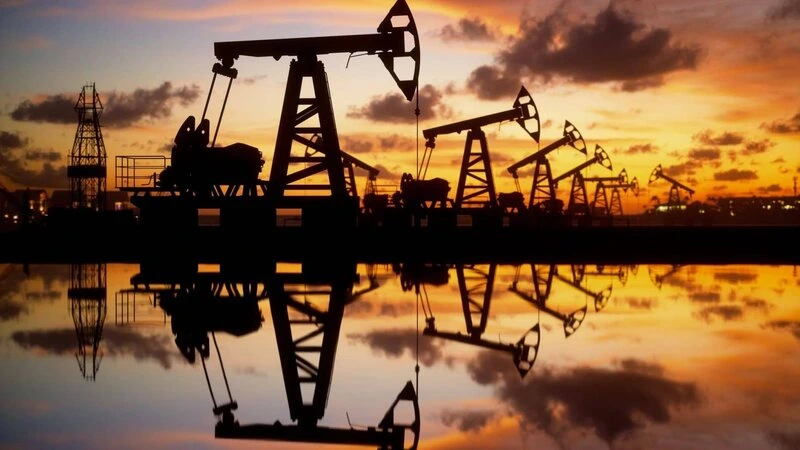 "Brent"in qiyməti 100 dolları ötdü