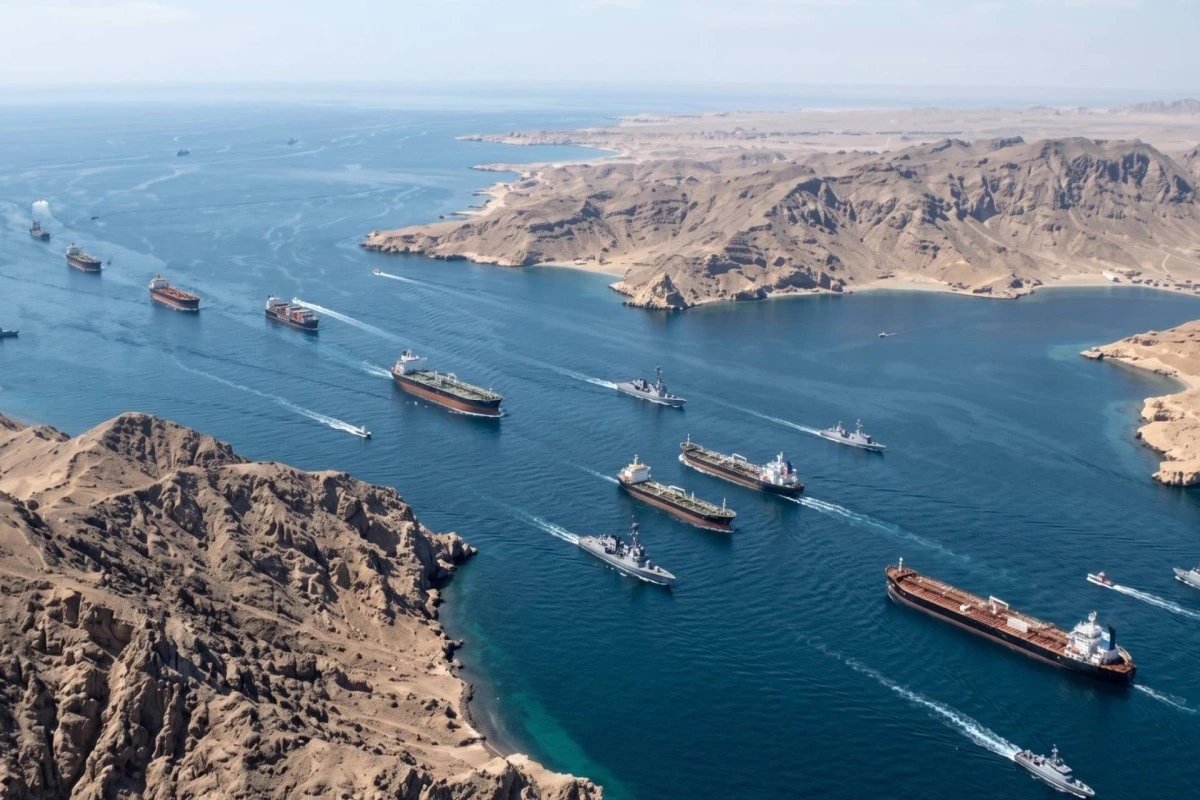 Oman və İran XİN başçıları Hörmüz boğazında sərbəst gəmiçiliyi müzakirə edib
