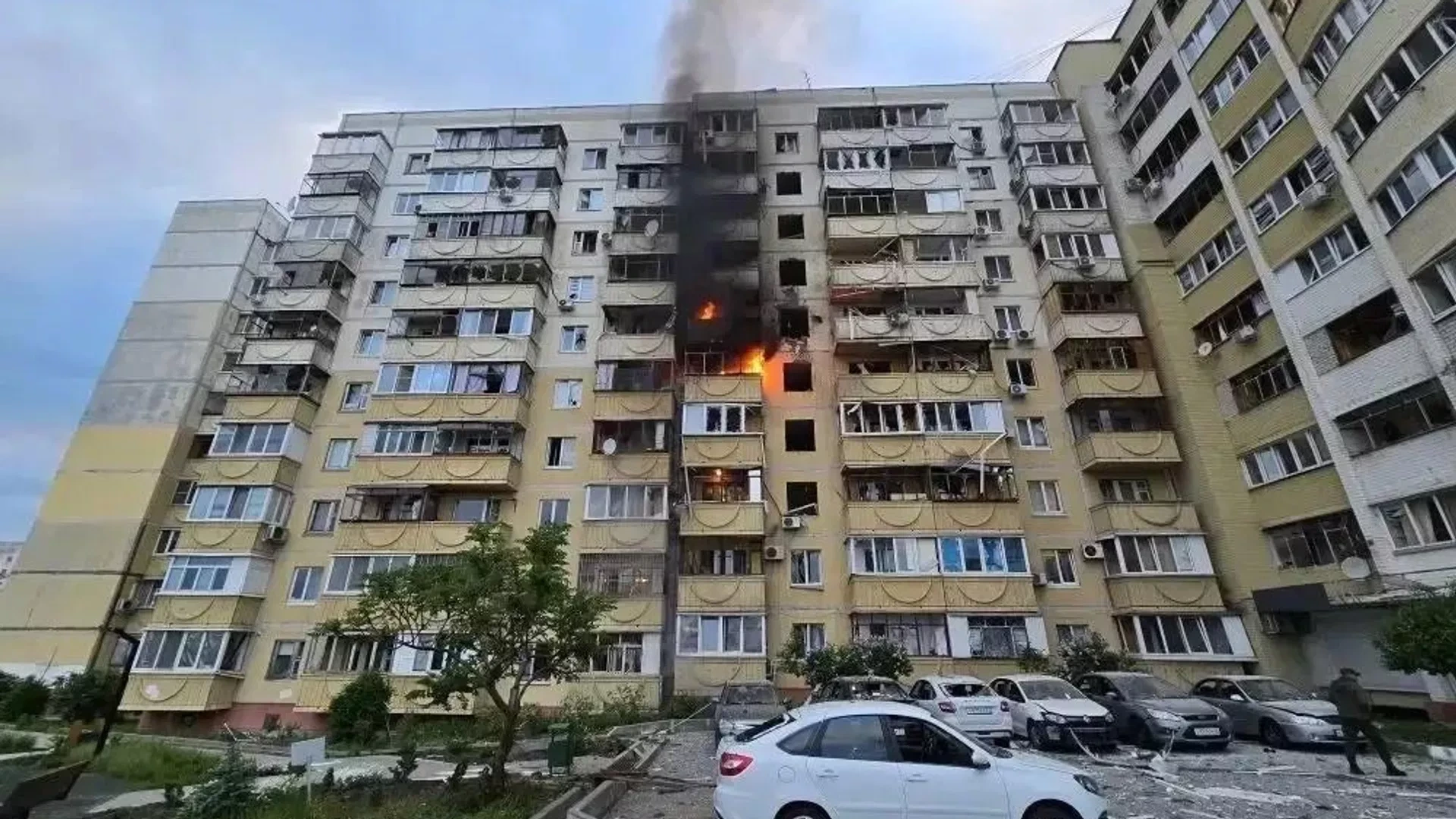 Ukrayna Rusiyanın bir neçə vilayətinə PUA zərbələri endirib: 9 ölü